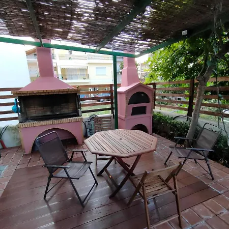 Serenity And Relaxing Apartment Kalamata