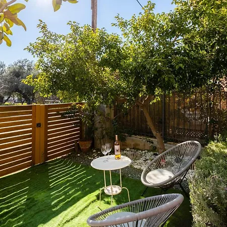 Serenity And Relaxing カラマタ