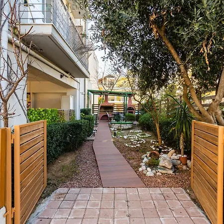 Serenity And Relaxing アパート