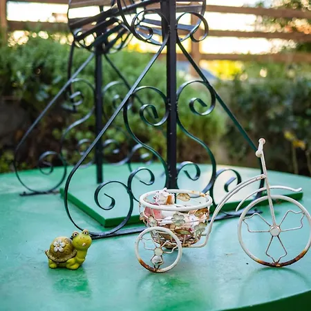 Serenity And Relaxing Apartment Kalamata