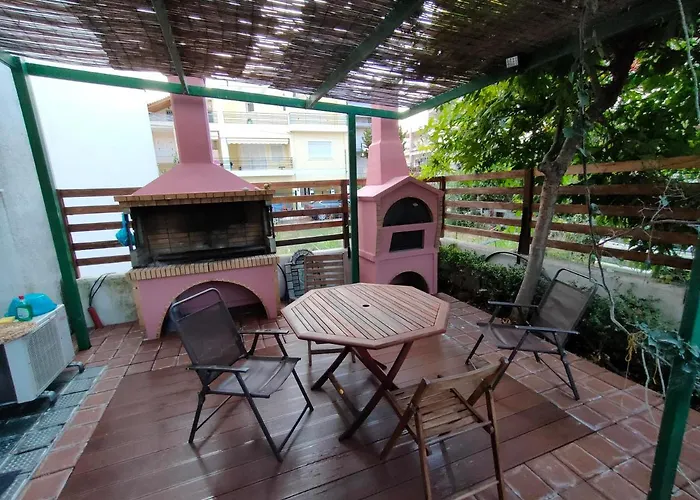 Serenity And Relaxing Apartamento Kalamata